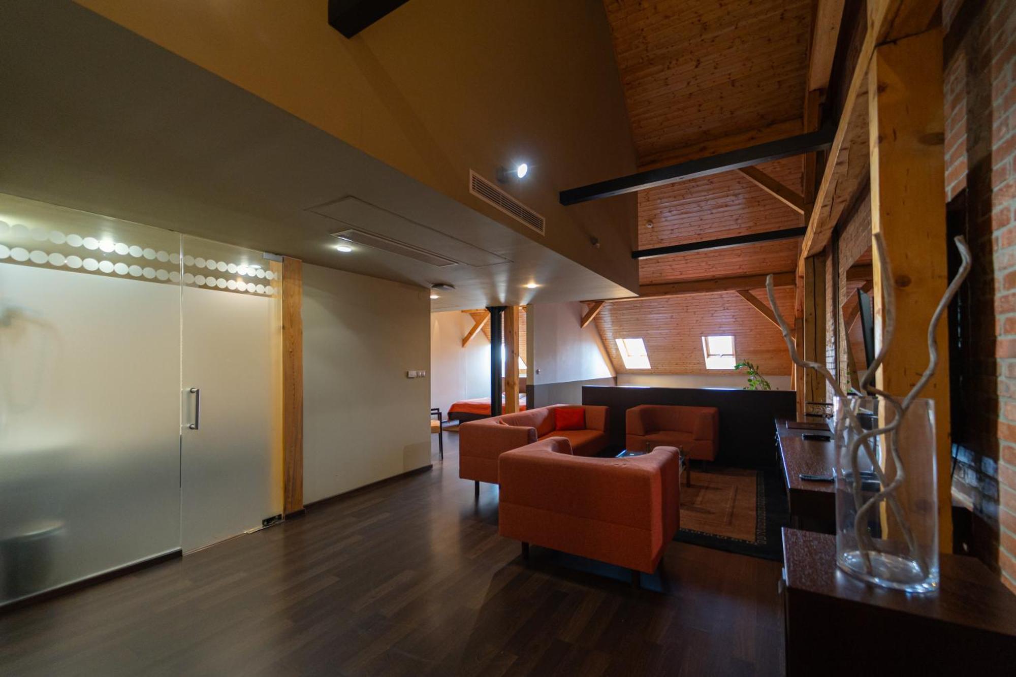 Boutique Hotel Zlaty Dukat Kosice Exterior photo